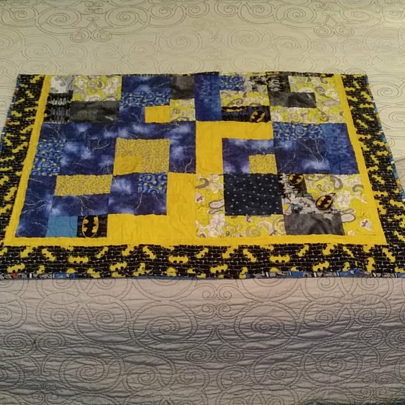 💥 Handmade Batman Quilt - Picture 3 of 8